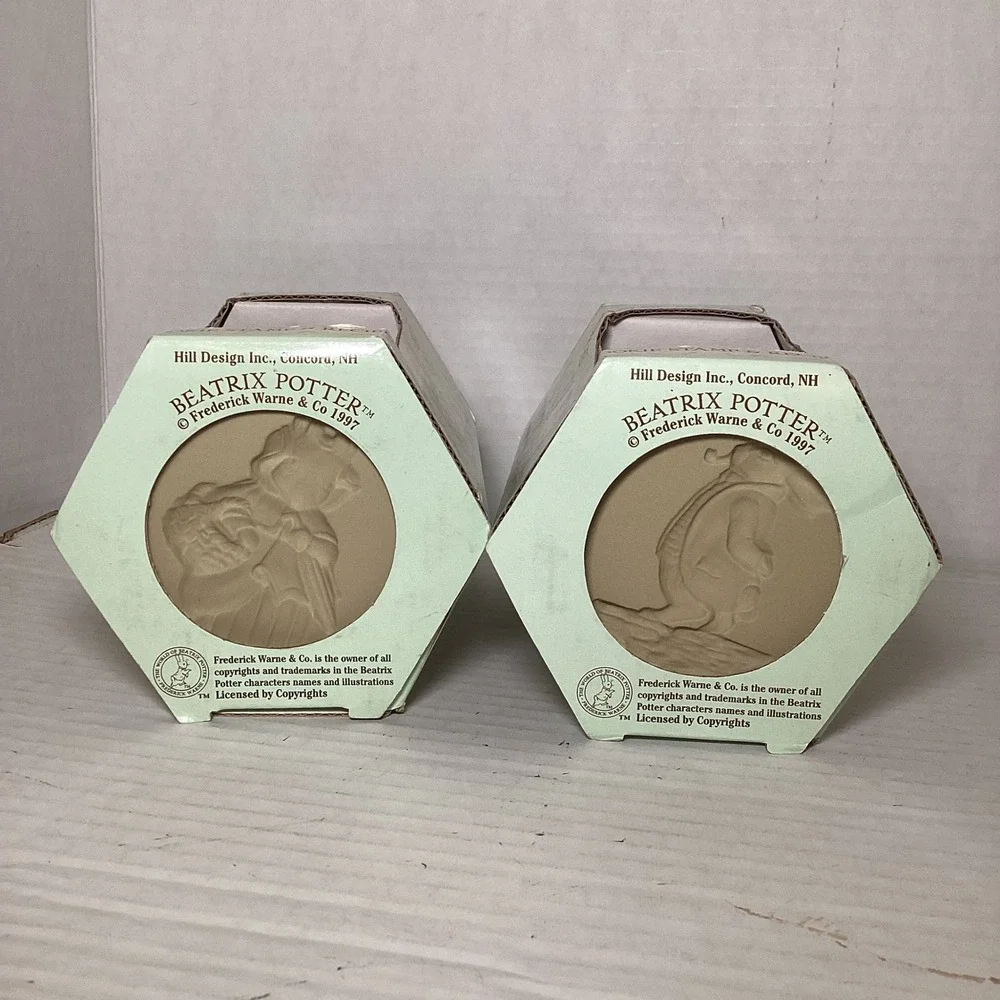 Vintage 1997 Beatrix Potter Cookie Stamps Mrs Rabbit Benjamin Bunny Set of 2